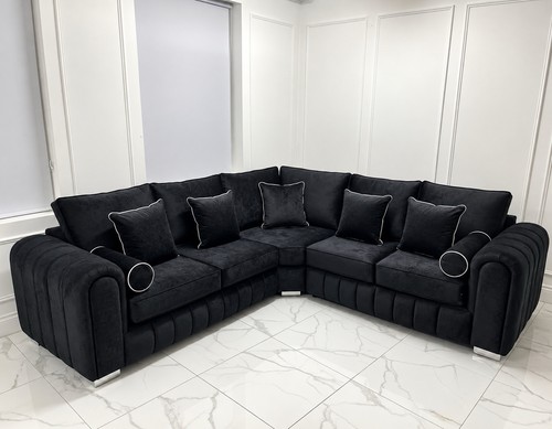 Luxury lilly corner - |,